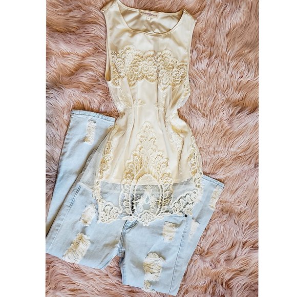 💜$5💜NWOT AIFccc Distressed Denim Jeans - Picture 2 of 5